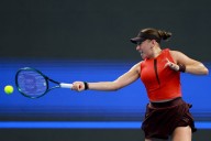 Amanda Anisimova beats fading Linda Nosková to win China Open, second WTA 1000 title