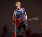 Cele|bitchy | Keith Urban, 57, might be in the midst of a midlife crisis…or is it a Saturn Return?