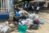 Preocupante foco de contaminación en la esquina del colegio Rodrigo de Bastidas, sede 17