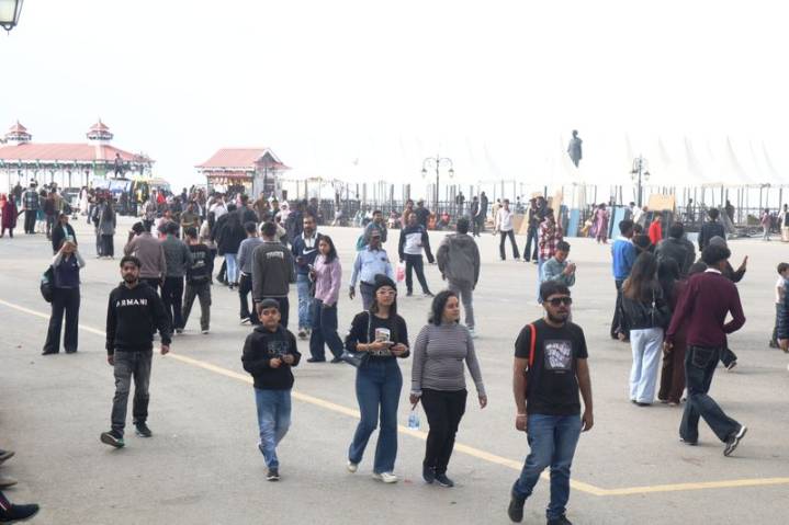 Hoteliers bank on clean air in hills, snowfall for spike in tourist footfall