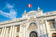 Ejecutivo analiza ir al TC por iniciativas de gasto fiscal del Congreso