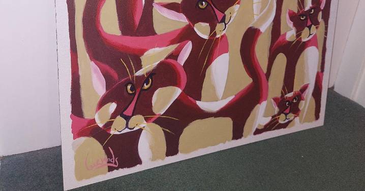 'I bought cat painting for £20 in charity shop and was stunned by it's true value'