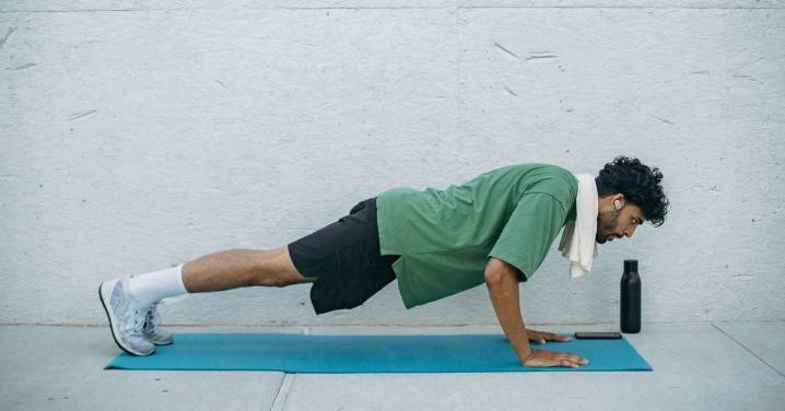 Consigue el máximo rendimiento con estilo gracias a la ropa deportiva que marca tendencia esta temporada