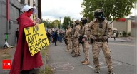Trump’s National Guard deployment, DHS hunt for ‘anarchists’: What’s happening in Chicago