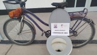 Robó un inodoro, escapó en bicicleta y terminó detenido