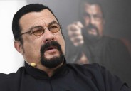 De héroe de los 90 a leyenda resucitada: Steven Seagal vuelve con una nueva película en 2026