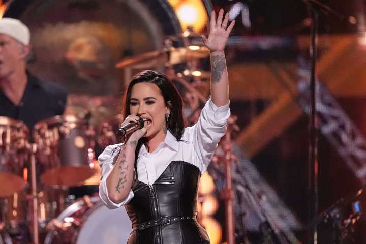 Demi Lovato kicking off tour in Charlotte next spring
