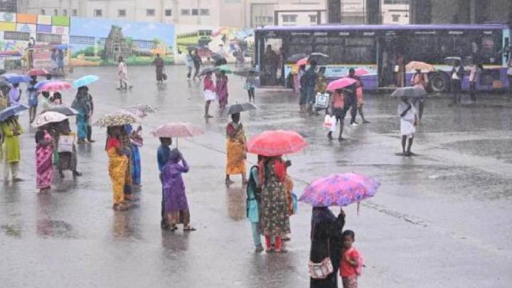Holiday Declared For Schools, Colleges in Chennai due to Heavy Rain