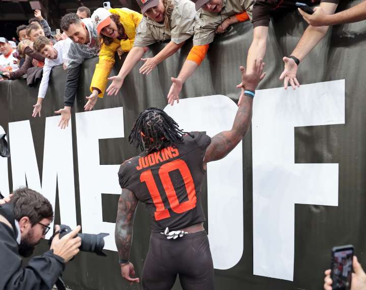 Can a Browns rookie derail Patriots win streak? Storylines and predictions: Ashley Bastock