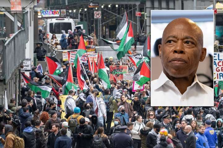 Lawsuit accusing Mayor Adams of anti-Muslim bias reveals heated debate inside City Hall after Oct. 7