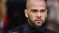 Dani Alves se hace predicador y aparece en una iglesia evangelista de Girona