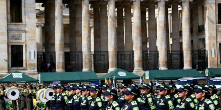 La Policía ascendió a más de 15.000 uniformados, pero habría más de 600 cuya promoción está ‘congelada’ y sin explicación