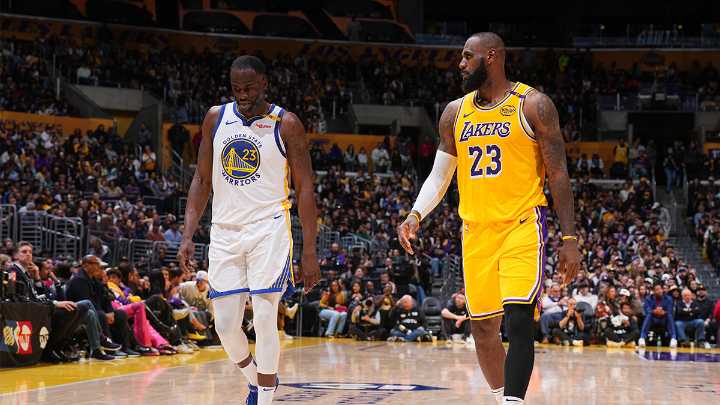 Draymond Green roasts LeBron James for Lakers bench chair