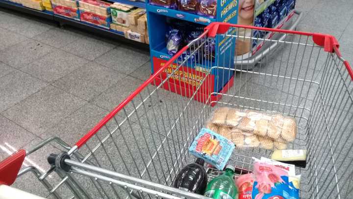 Para el super y los remedios, no hay plata