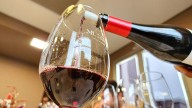 Por la crisis vitivinícola, el Gobierno ofrece crédito a bodegas a cambio de un mejor precio del vino