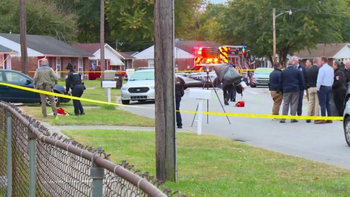 Louisville shooting suspect dies after LMPD officer shot him, police say