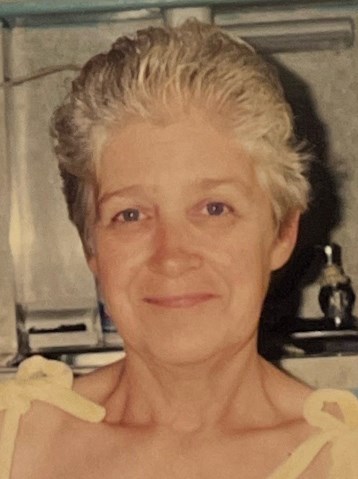 Linda Morais (née McGovern) 