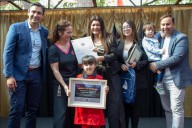 Realizan reconocimiento a estudiante de Peñaflor que ganó viaje a Centro Espacial de Inglaterra