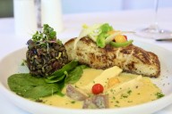 Amerigo’s Grille blends fine art and fine ...
