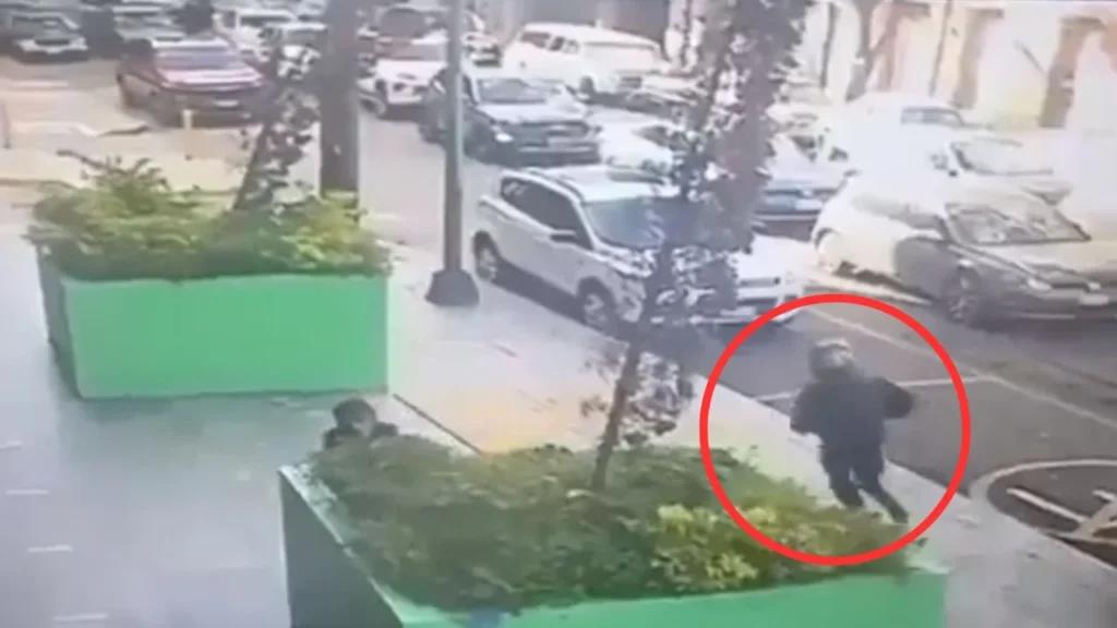 Revelan vídeo de la huida de uno de los presuntos involucrados en el ataque a David Cohen