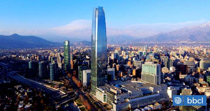 Chile se posiciona como el país con mayor riqueza financiera en A. Latina y entra al Top 50 mundial