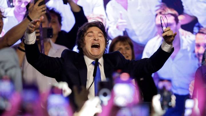 Milei gana las elecciones legislativas en Argentina con más del 40% de los votos
