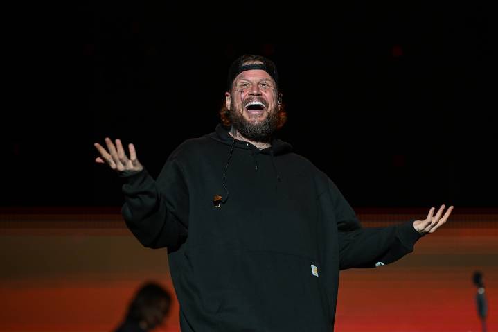 Jelly Roll makes admission to fans: ‘One of the worst moments of my adulthood’