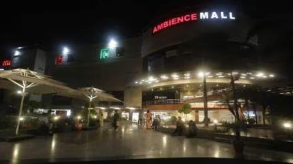 Three top Delhi shopping malls face shutdown amid Diwali season
