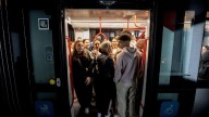 La segunda jornada de huelga del tranvía tampoco se deja notar a pesar de las multitudes del final de los Pilares