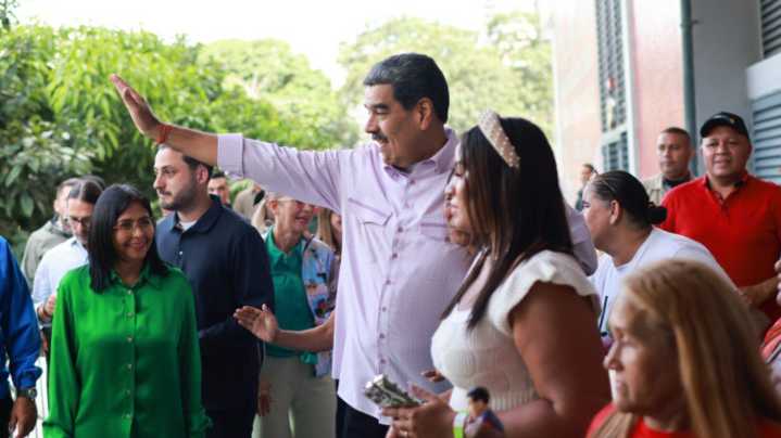 Ejecutivo decreta domingo 19 y lunes 20 de octubre como días de júbilo nacional no laborables por canonizaciones