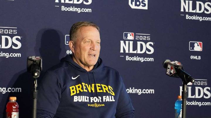 Brewers’ Pat Murphy reveals Andrew Friedman’s cheeky text before NLCS vs. Dodgers