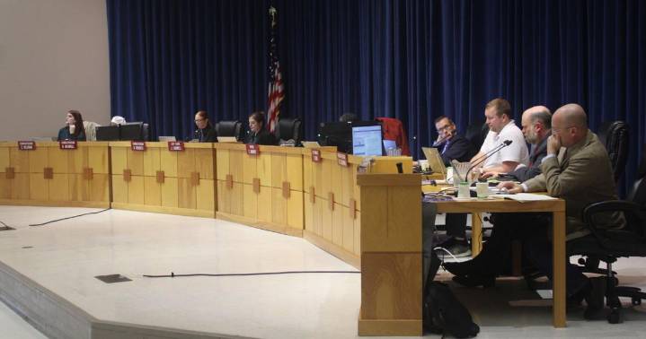 Councilman flips the bird: 'I wish I would have handled it differently'