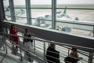 Ante cancelación de vuelos a EU, dice SICT que se ha cumplido con pacto aéreo