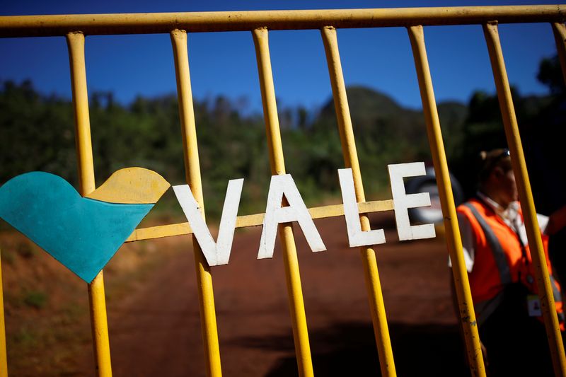 Brazil's Vale likely to announce extraordinary dividends soon, CFO says