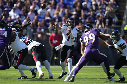 Stroud lanza para 244 yardas y 4 touchdowns y Texans aplastan 44