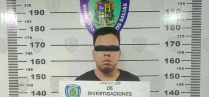 Detenido por grabarse desnudo en plena vía pública en Miranda