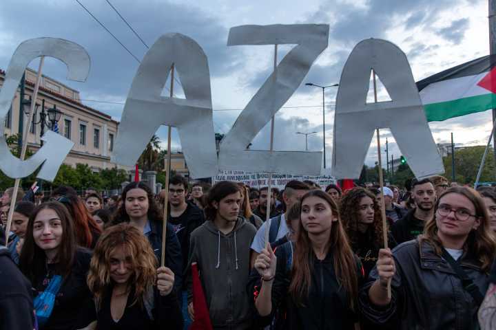Una nueva flotilla humanitaria se dirige rumbo a Gaza