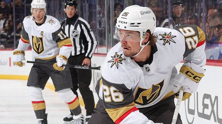 Vegas Golden Knights, Alexander Holtz agree on two