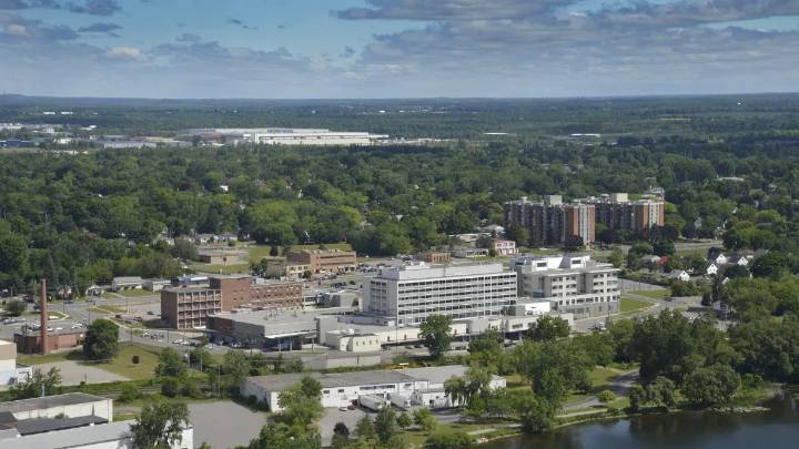 Another new doctor signed to Belleville's Family Physician Recruitment Program