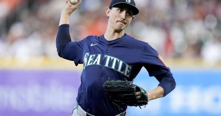 George Kirby on the mound for Seattle