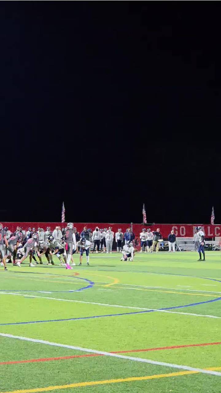 Cranston West beats Barrington 14-7 on Oct. 17, 2025