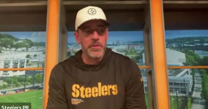 Aaron Rodgers reflects on Sunday's game against his former team: 'I'll retire a Packer'