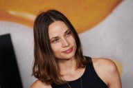 La actriz desconocida que fue en vaqueros y sin maquillar a conocer a Emma Stone