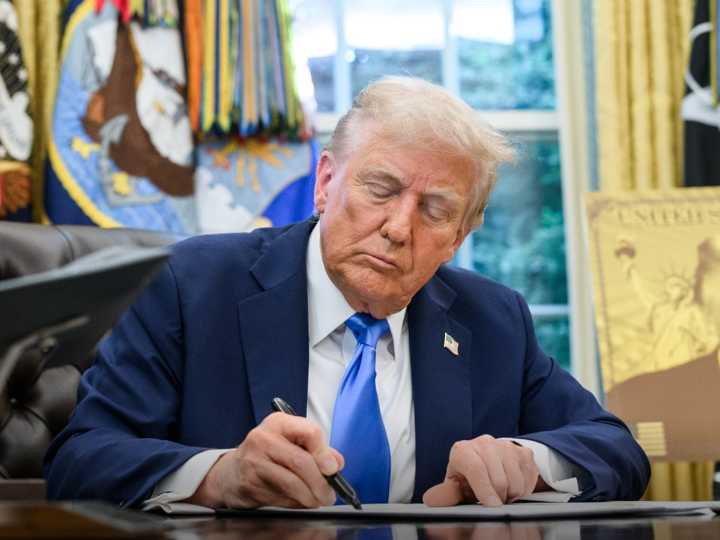Trump informa al Congreso de EE.UU. que está en guerra con carteles