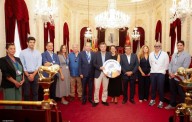El Ayuntamiento acoge un homenaje a los hosteleros gaditanos en el Día de la Hostelería