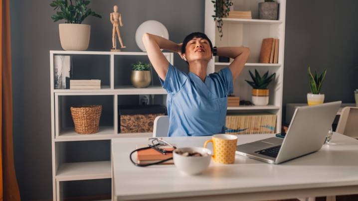 This two-minute routine is a physical therapist’s secret for fixing the damage of sitting all day—and it instantly helped my stress
