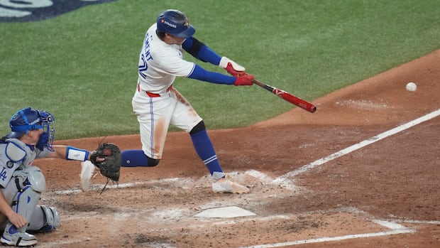 Blue Jays dominate Dodgers 11-4 in Game 1, make World Series history with pinch hit grand slam