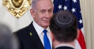 Netanyahu, en modo de supervivencia continua
