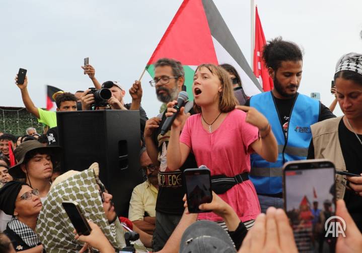 Denuncia Greta Thunberg maltrato de milicia de Israel
