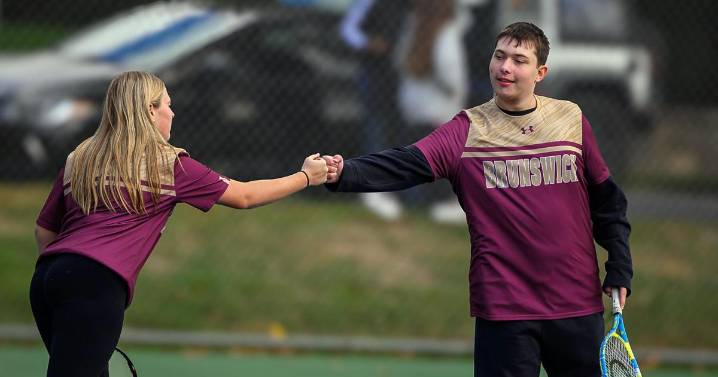 Unified tennis tournament encourages districtwide community, camaraderie